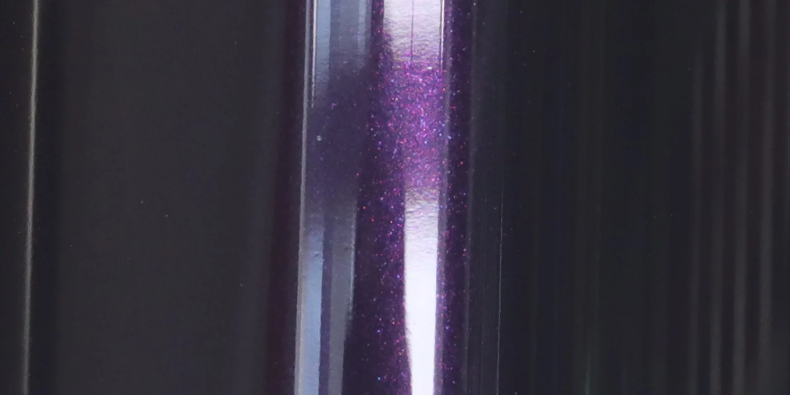 KCW-2590 · Original lakfolie – Gentian Purple (Red flag) · Original Paint Series