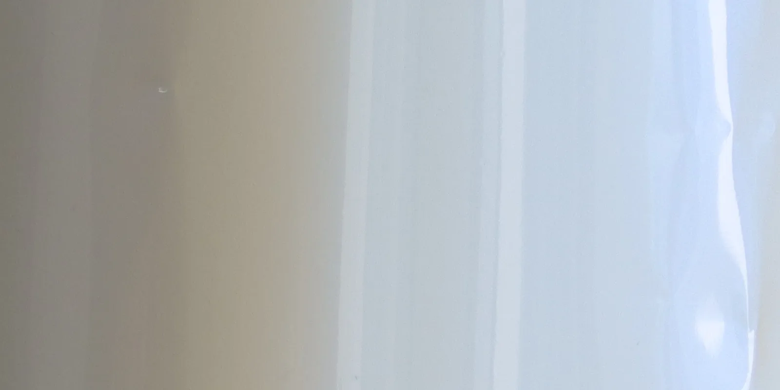 KCW-2795 · Color-shift folie – Pearl white turns blue · Color Changing Series